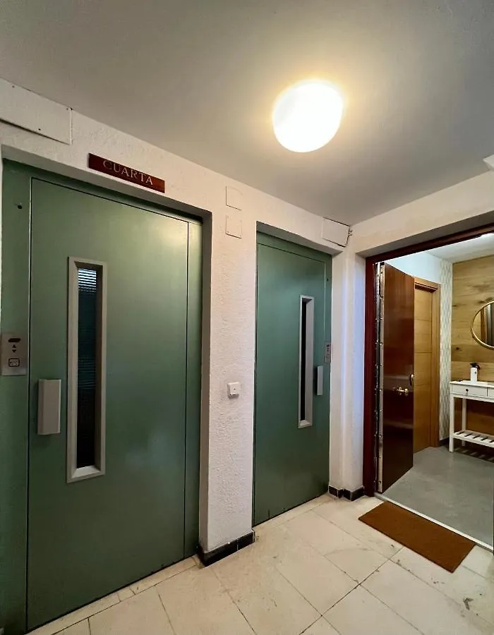 Apartamentos Prestige Suites Malaga I 0*,  スペイン